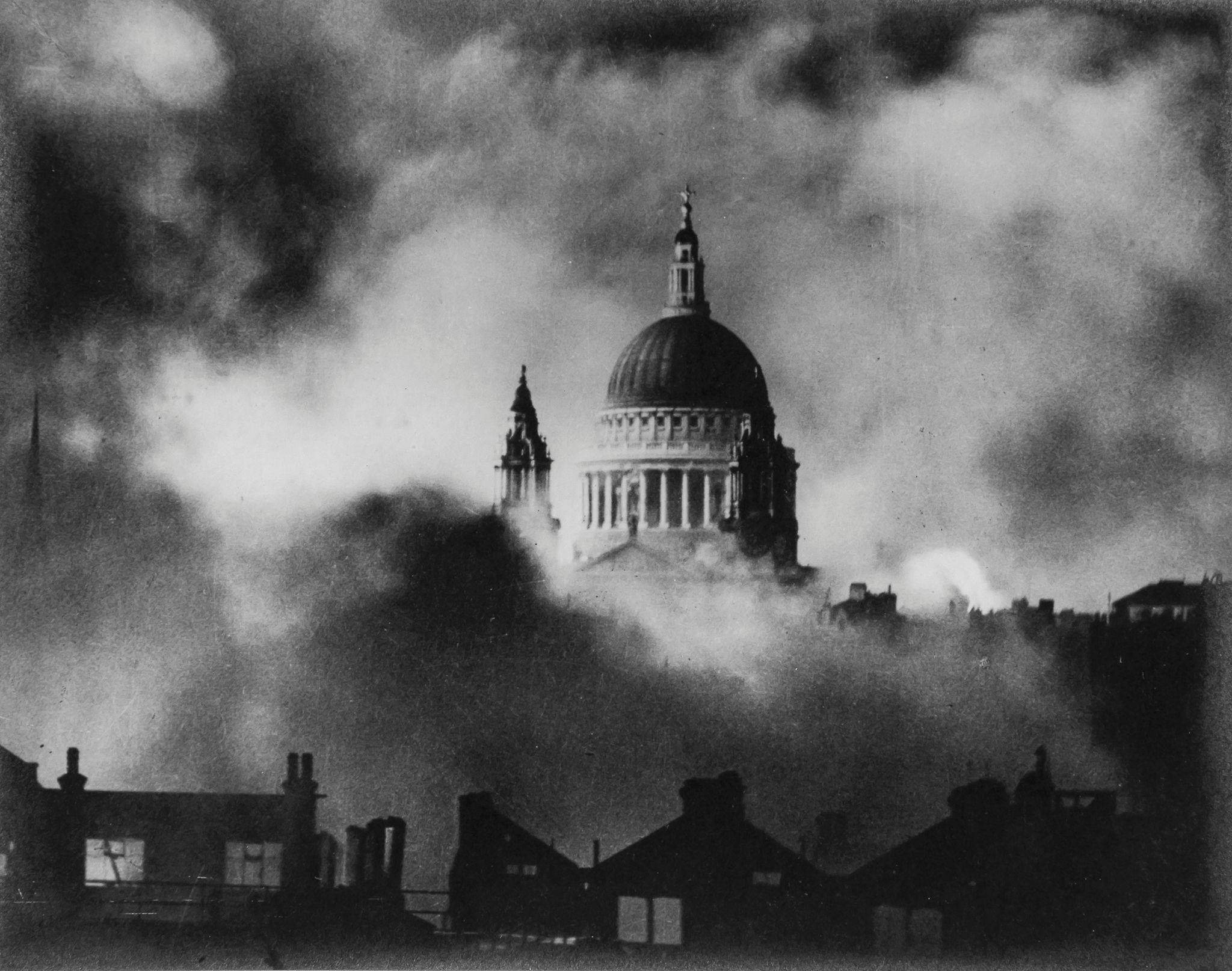 St Paul's 1940 Blitz